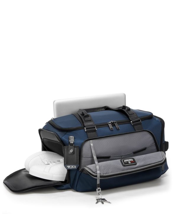 tumi weekender duffel bag