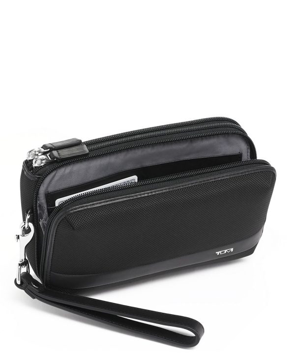 tumi alpha clutch